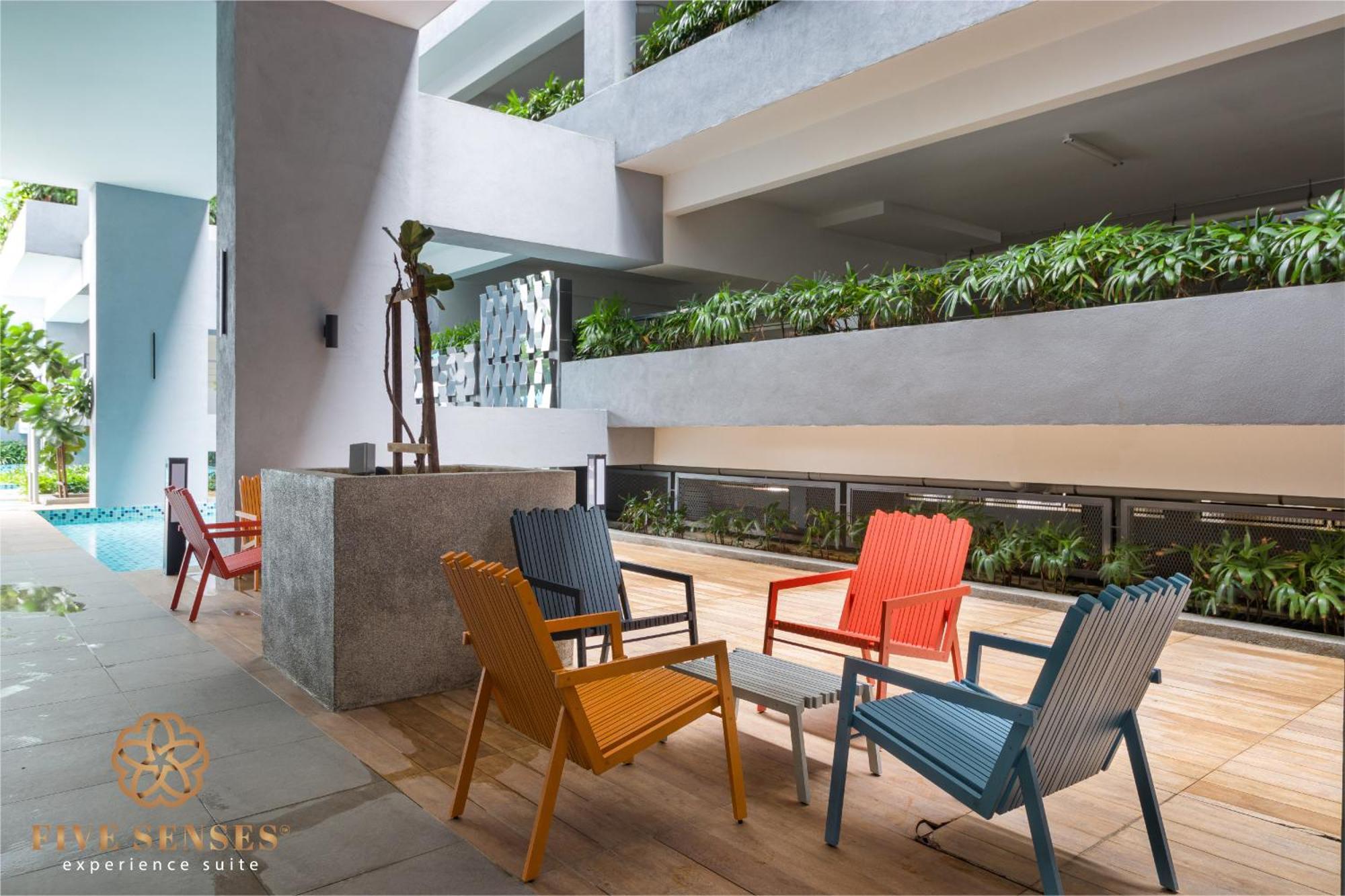 Neu Suites Signature Suites, Klcc Куала-Лумпур Екстер'єр фото