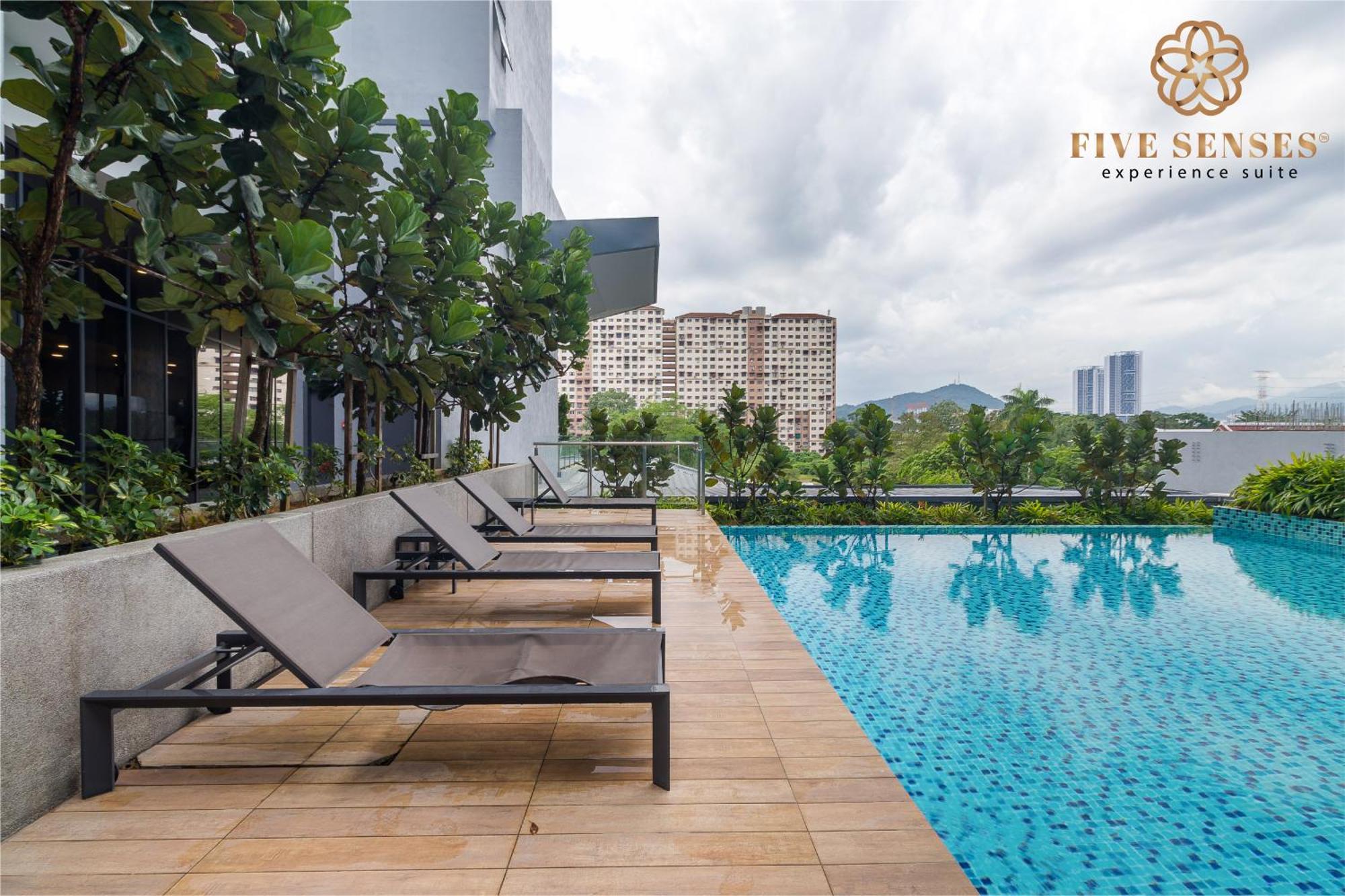 Neu Suites Signature Suites, Klcc Куала-Лумпур Екстер'єр фото