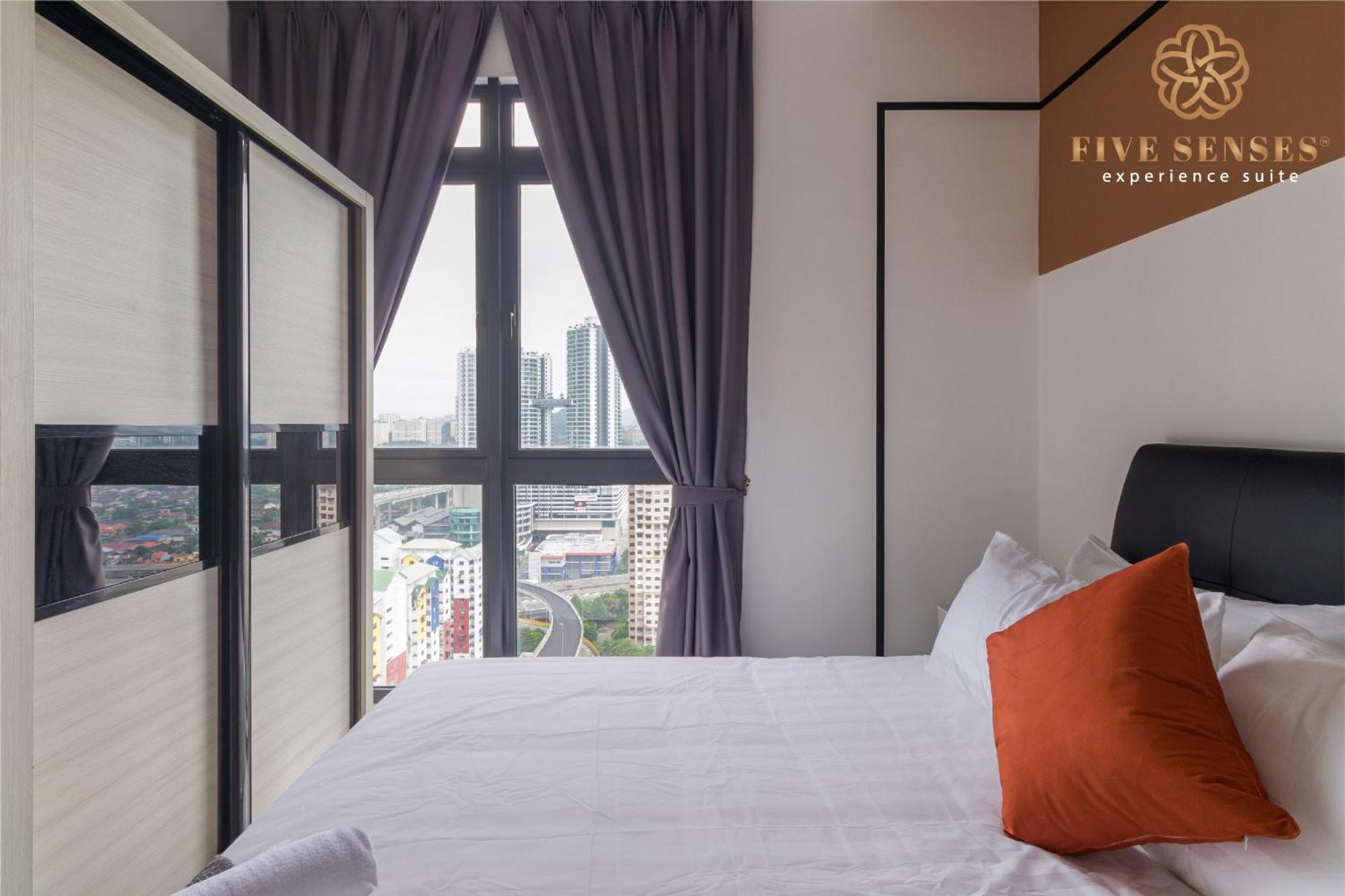 Neu Suites Signature Suites, Klcc Куала-Лумпур Номер фото